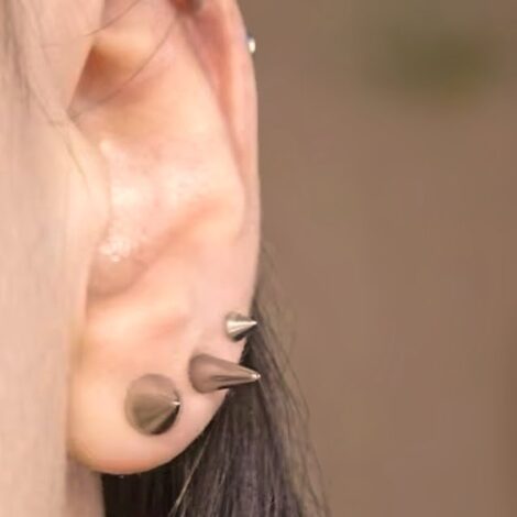 Labret Stud with Spike Tops for Lip, Cartilage, Vertical Helix - Image 16