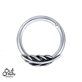 Hinged Segment Ring with Curved Leaf