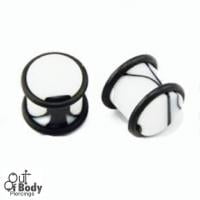 Acrylic Marbled White Plug With Black Swirl & O-Rings