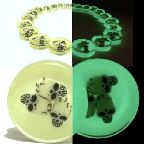 Acrylic Glow in the Dark Triple Embedded Skulls Saddle Plug