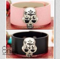 Silver Tribal Skull Wristband In Black Or Pink