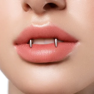 Smiley Vampire Fangs Halloween Horseshoe Piercing - Image 2