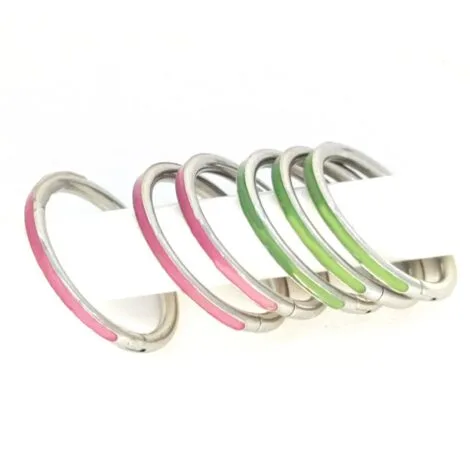 Hinged Segment Ring with Glow in the Dark Effect - Image 2