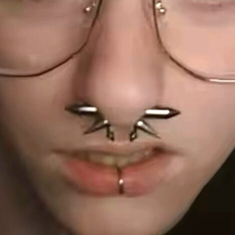 ASTM Titanium Septum/ Ear Tusk Straight Taper with Spike Ends - Image 6